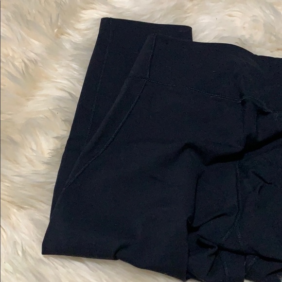 NIKE Dri-fit black crop leggings/capris - Picture 11 of 12